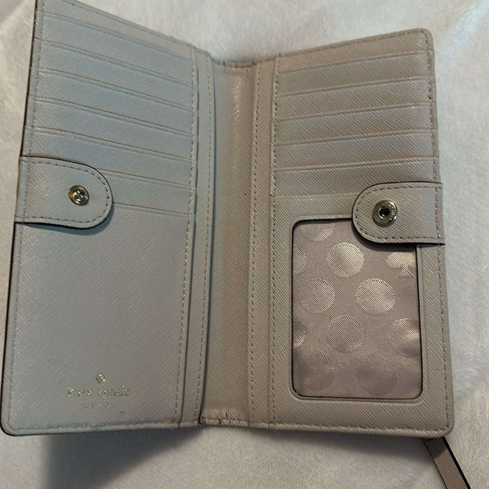 Kate Spade Wallet - Picture 4 of 4